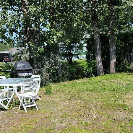 Downtown Apartment Next To Highway Netflix+Wifi Edmundston Extérieur photo