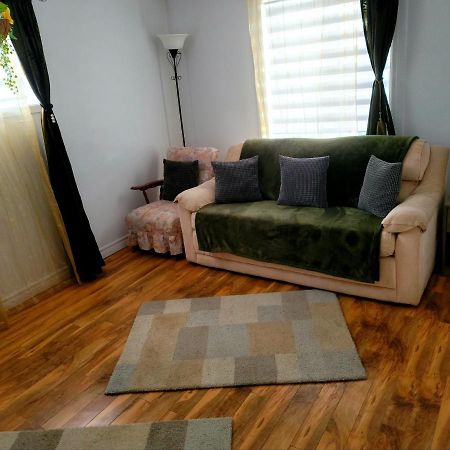 Downtown Apartment Next To Highway Netflix+Wifi Edmundston Extérieur photo