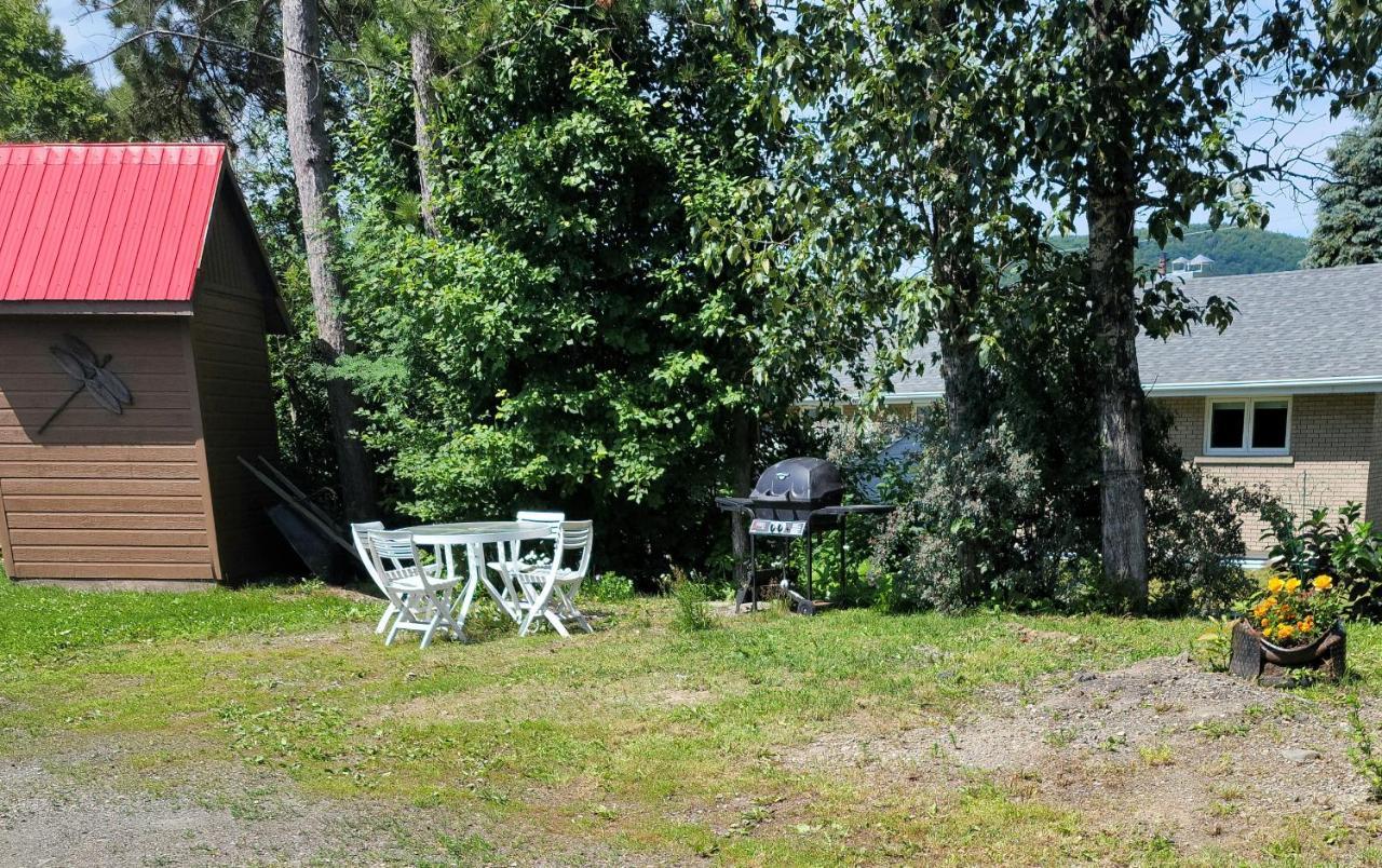 Downtown Apartment Next To Highway Netflix+Wifi Edmundston Extérieur photo
