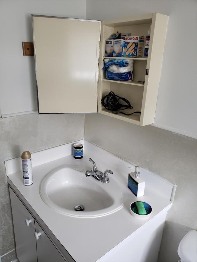 Downtown Apartment Next To Highway Netflix+Wifi Edmundston Extérieur photo